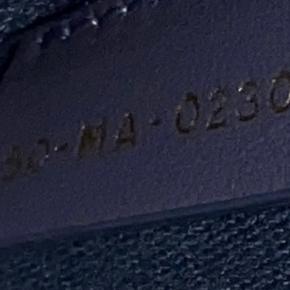 Authentic Dior Medium Lady D-Lite Bag - Picture 2 of 16